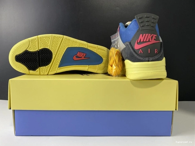 AIR OFF 4 NOIR JORDAN RETRO UNION DC9533-001 0924